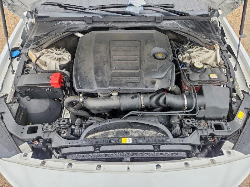 2018 JAGUAR XE 11
