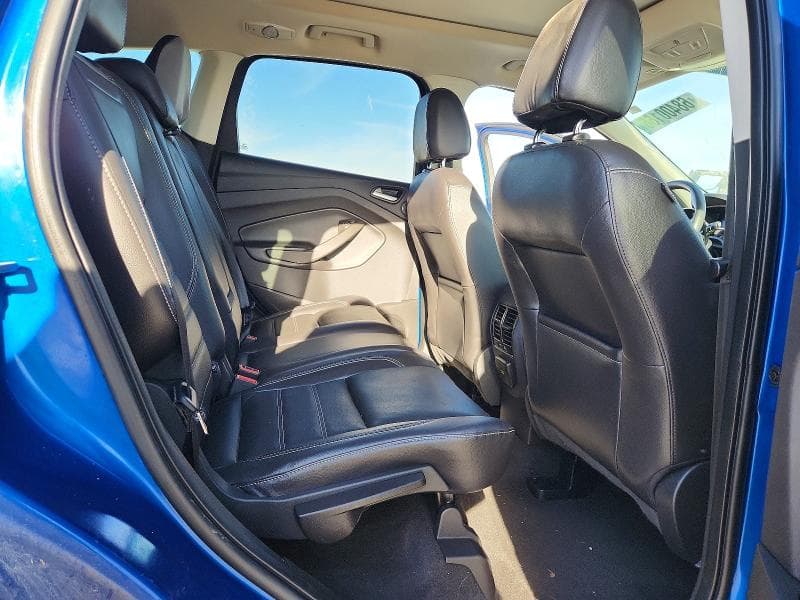 2017 FORD ESCAPE TITANIUM 10