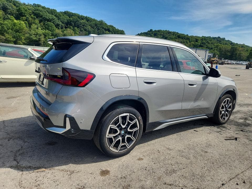 2025 BMW X1 XDRIVE28I 3