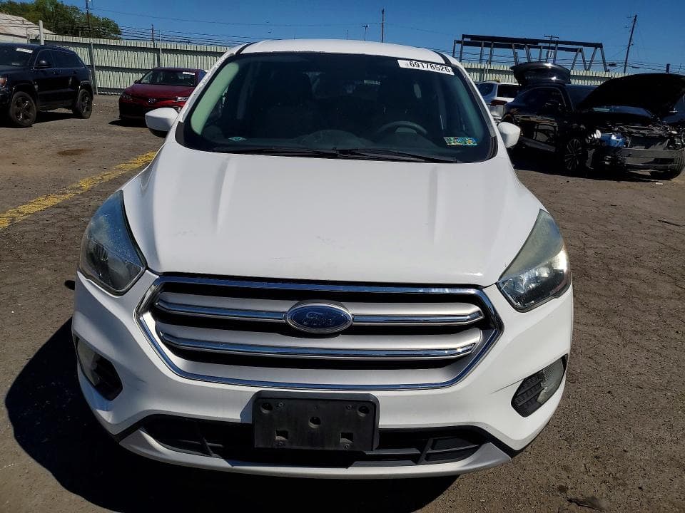 2017 FORD ESCAPE SE 5