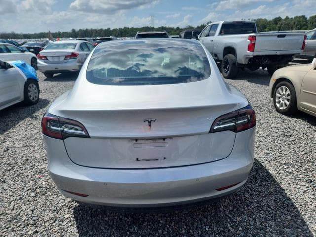 2018 TESLA MODEL 3 6