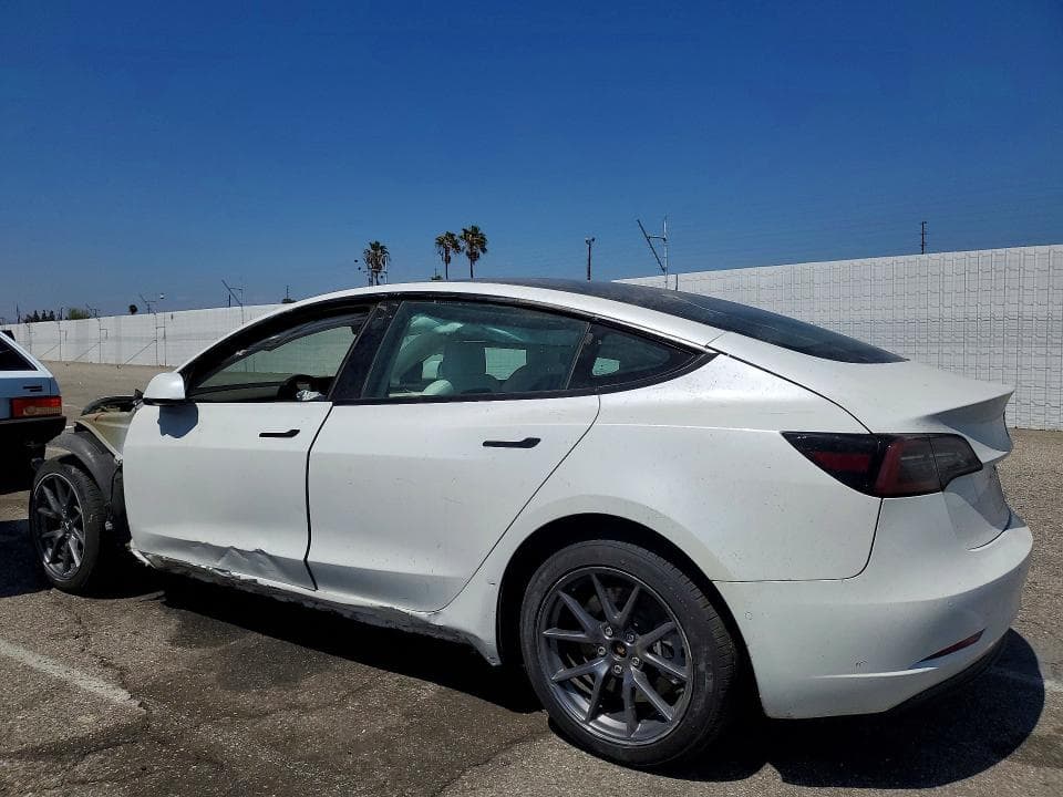 2022 TESLA MODEL 3 2