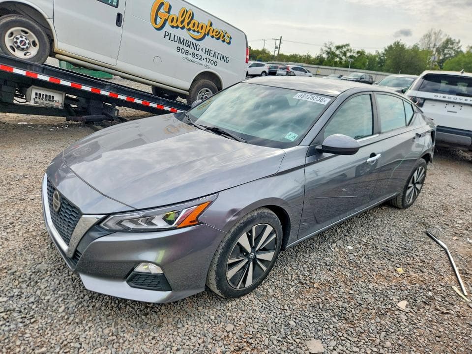 2022 NISSAN ALTIMA SV - 1