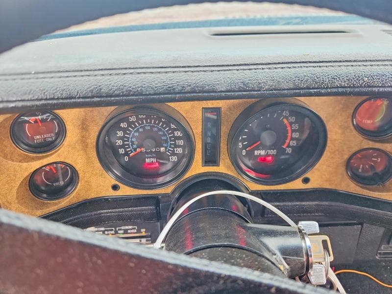 1977 CHEVROLET CAMARO 9