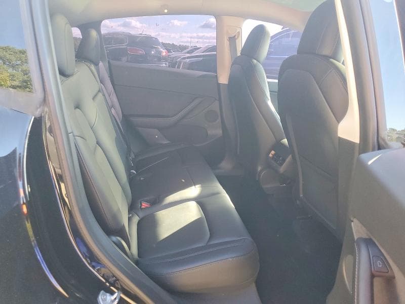 2021 TESLA MODEL Y 10