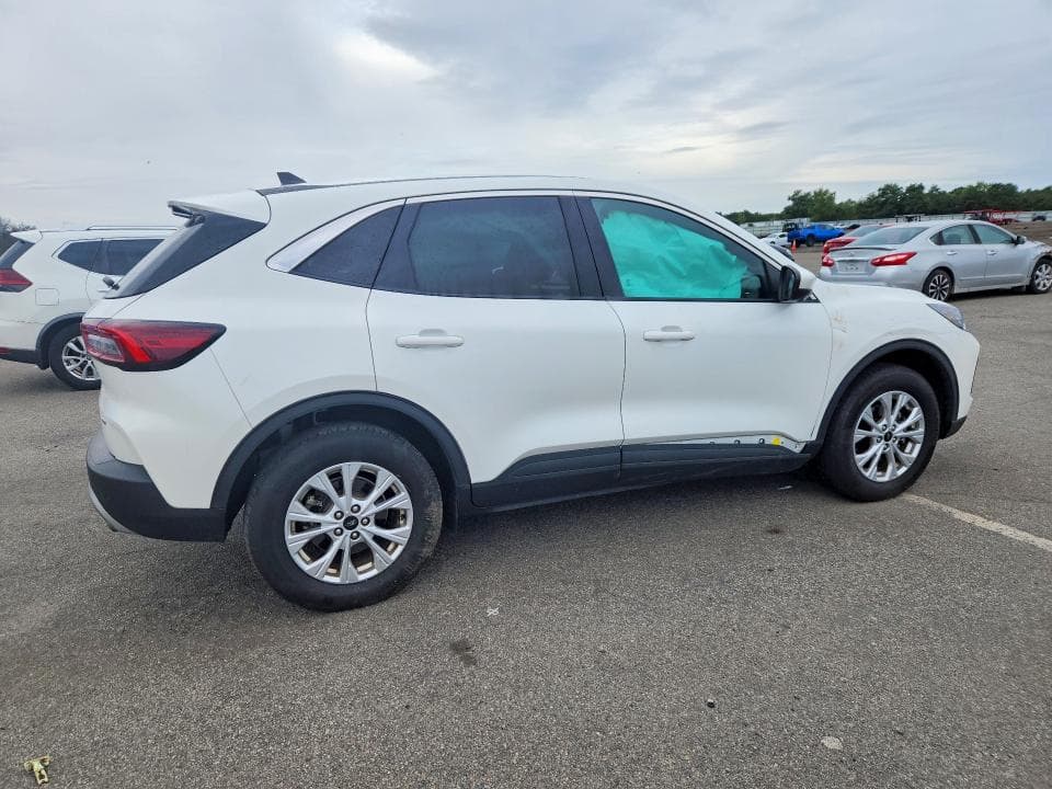 2023 FORD ESCAPE ACTIVE 3