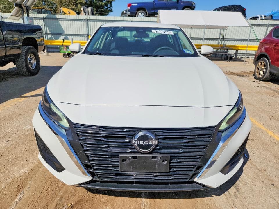 2023 NISSAN ALTIMA S 5