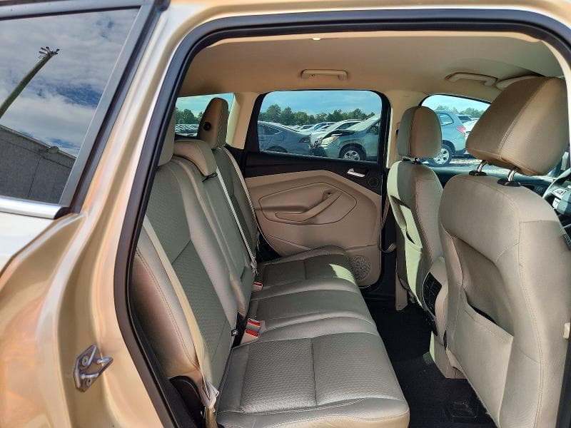 2017 FORD ESCAPE SE 11