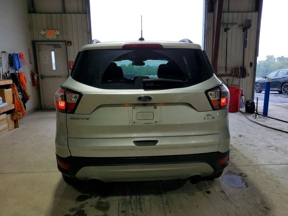 2018 FORD ESCAPE SE 6