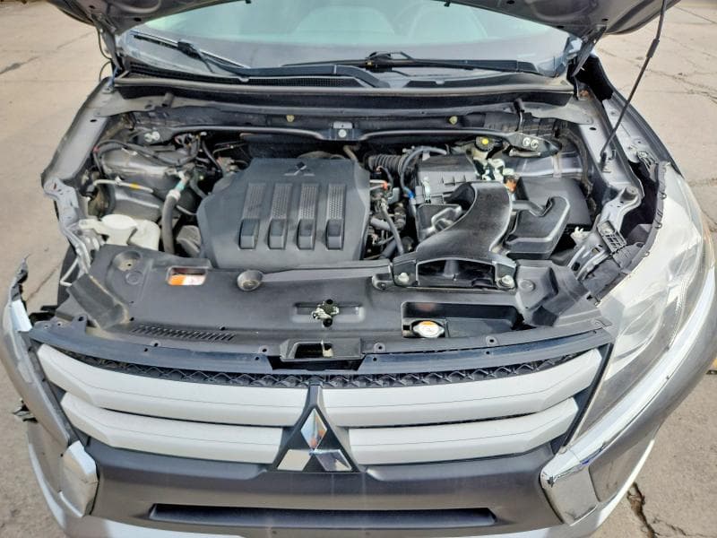 2019 MITSUBISHI ECLIPSE CROSS ES 12
