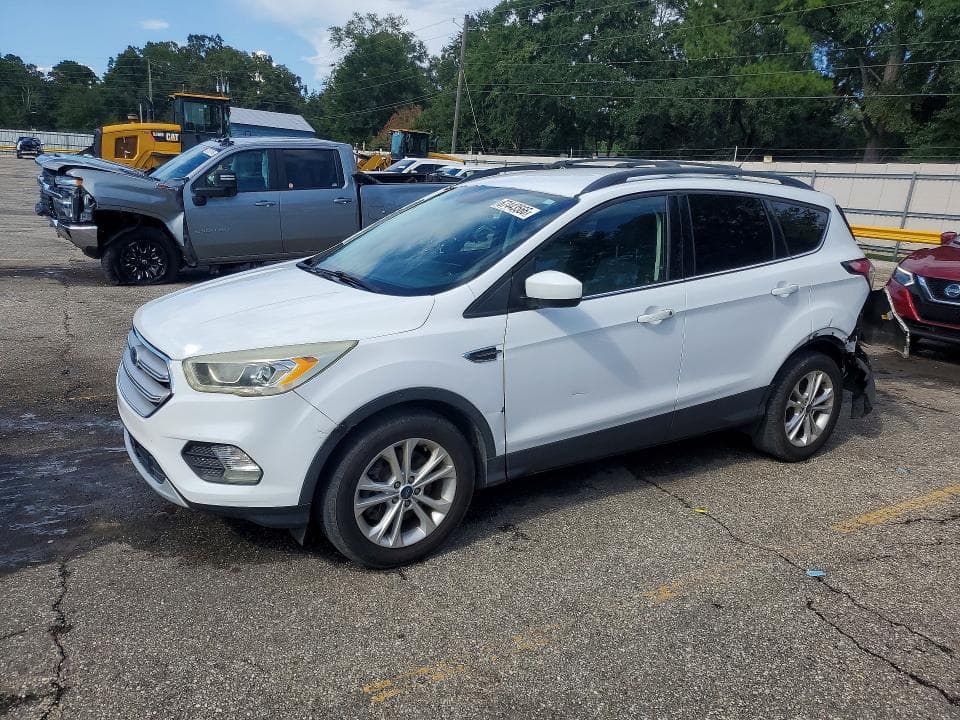 2017 FORD ESCAPE SE - 1
