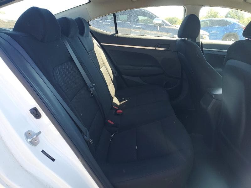 2019 HYUNDAI ELANTRA SE 10