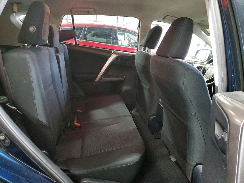 2018 TOYOTA RAV4 LE 10