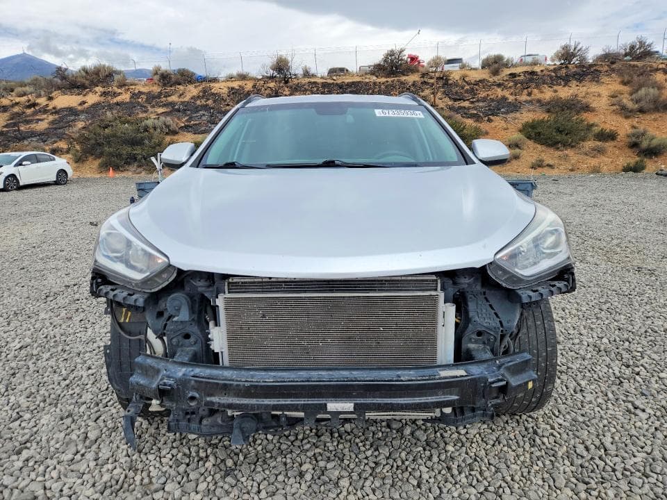 2017 HYUNDAI SANTA FE SE 5