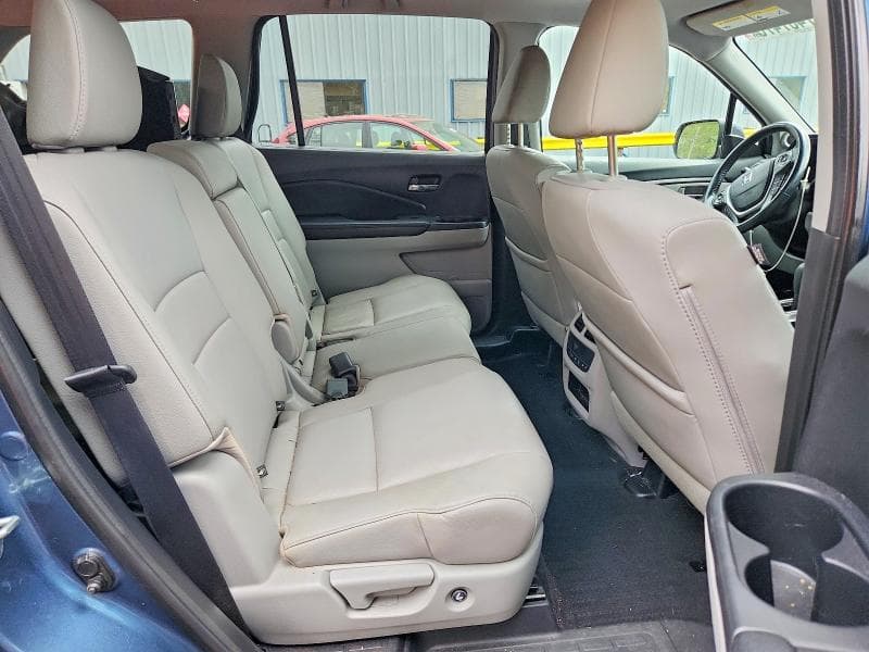 2017 HONDA PILOT EXL 11