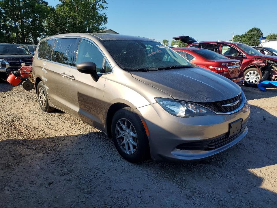 2017 CHRYSLER PACIFICA LX 4
