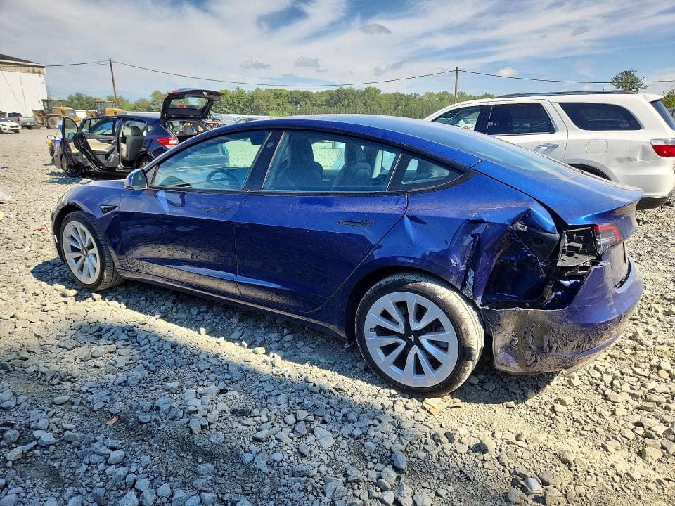 2022 TESLA MODEL 3 2
