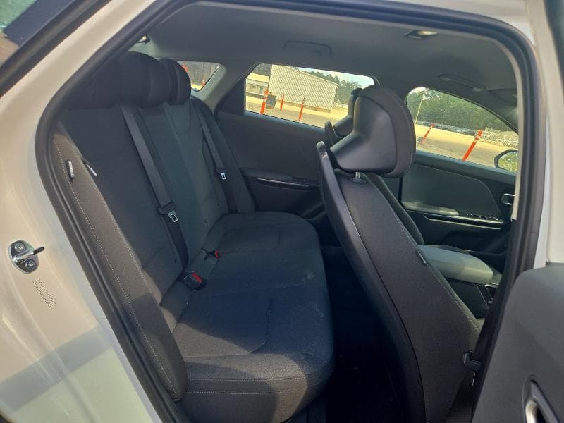 2025 KIA K4 LX 10