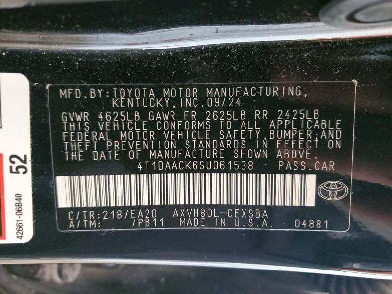 2025 TOYOTA CAMRY SE 12