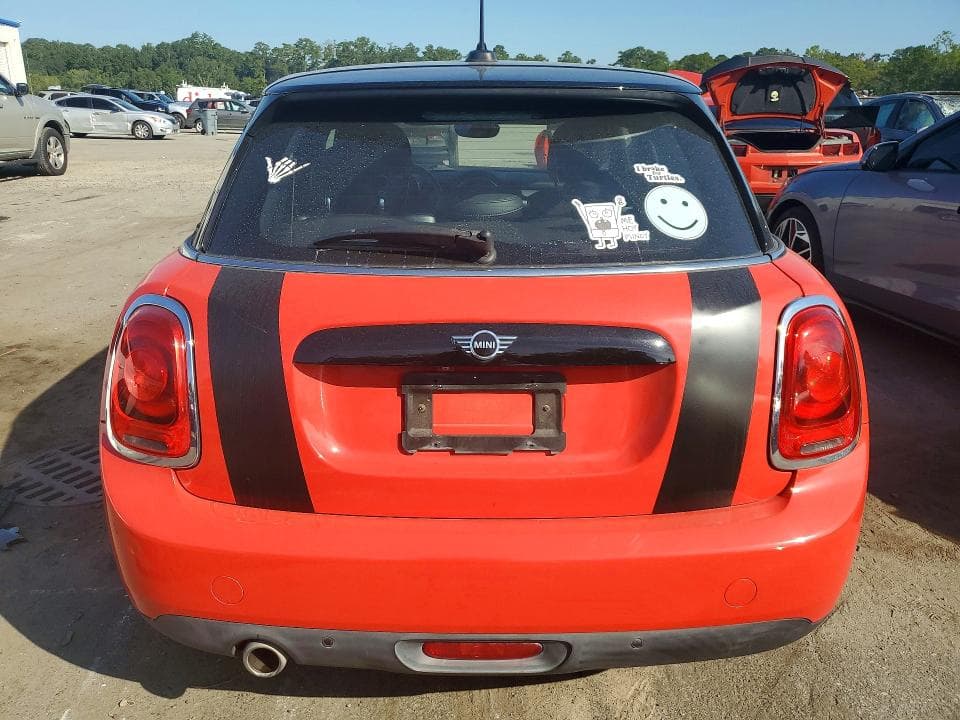 2021 MINI COOPER 6