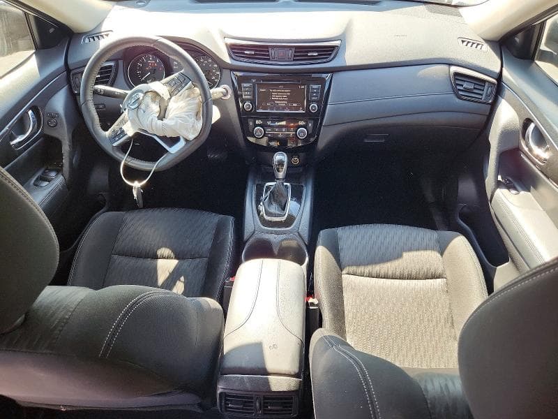 2020 NISSAN ROGUE SV 8