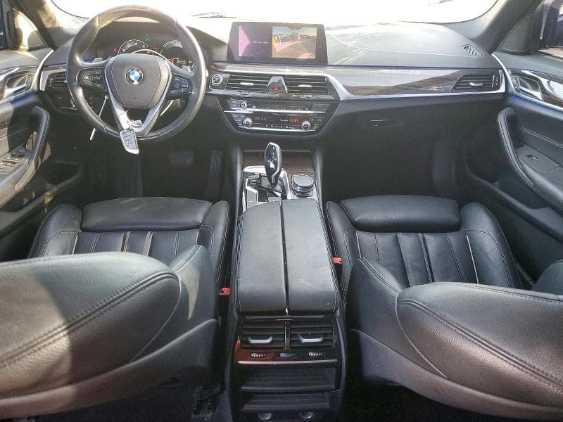 2018 BMW 530E 8