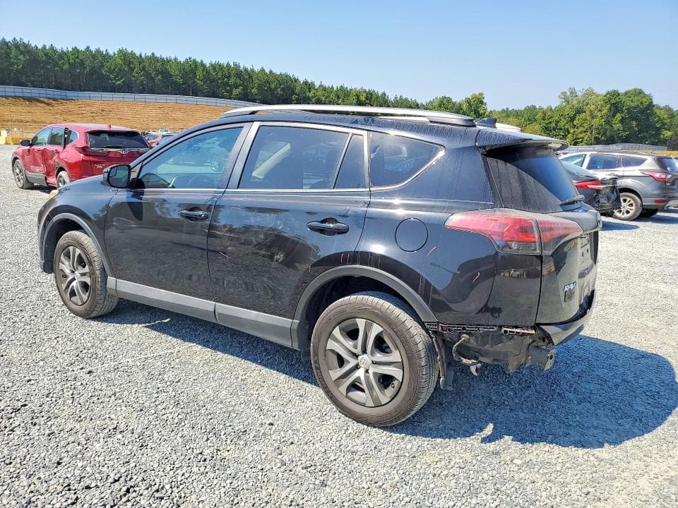 2018 TOYOTA RAV4 LE 2
