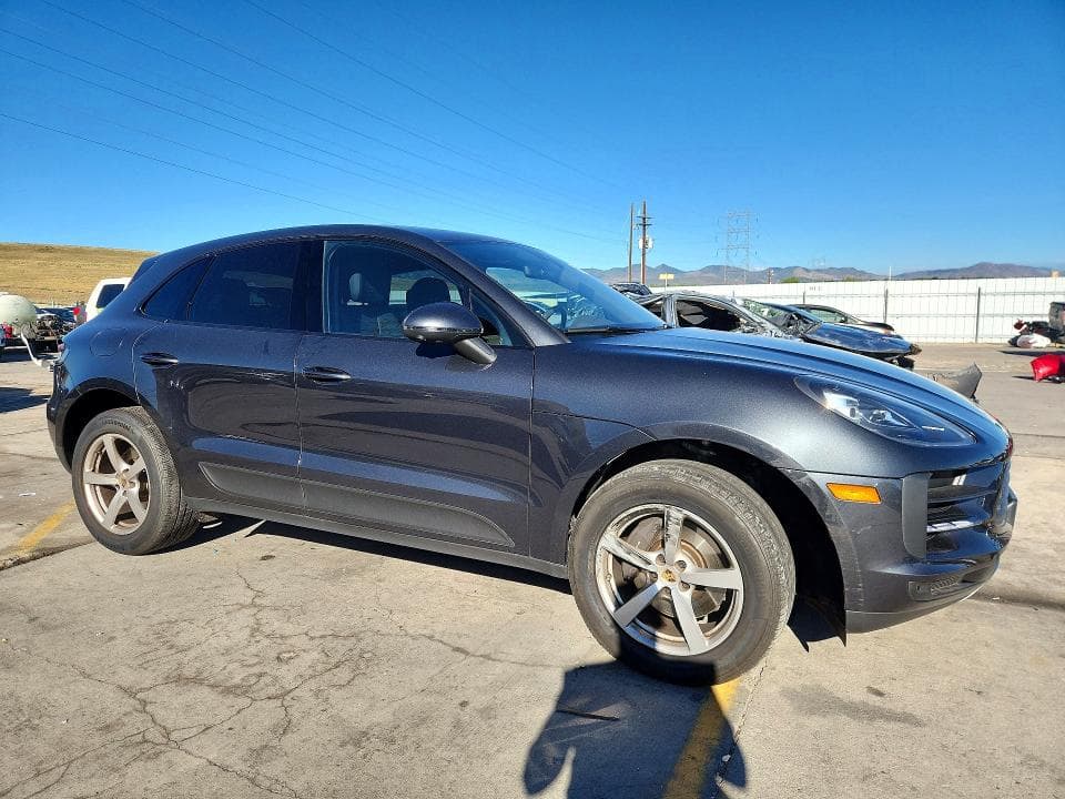 2020 PORSCHE MACAN 4