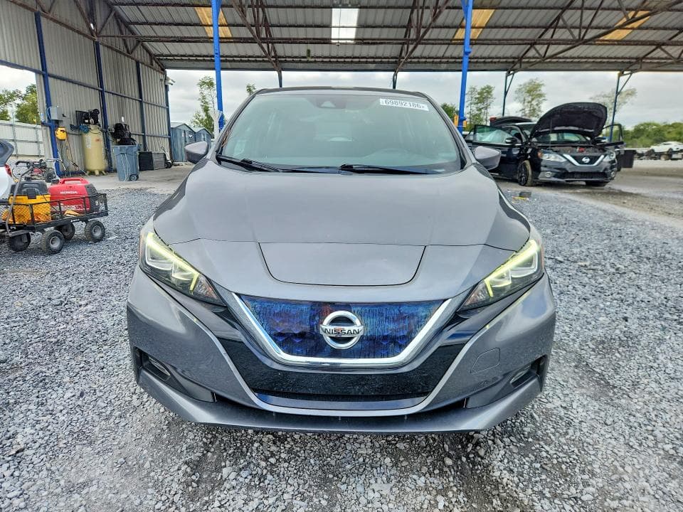 2018 NISSAN LEAF SV 5