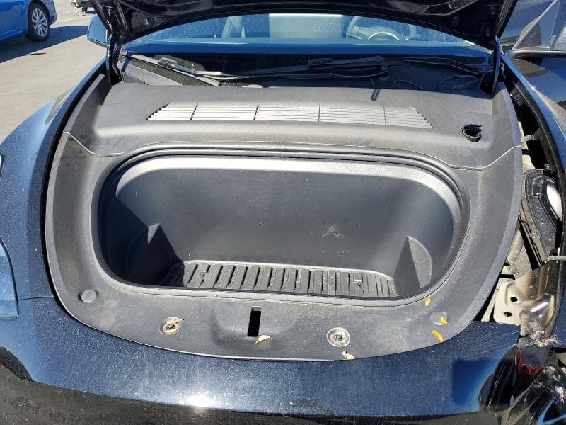 2024 TESLA MODEL Y 12