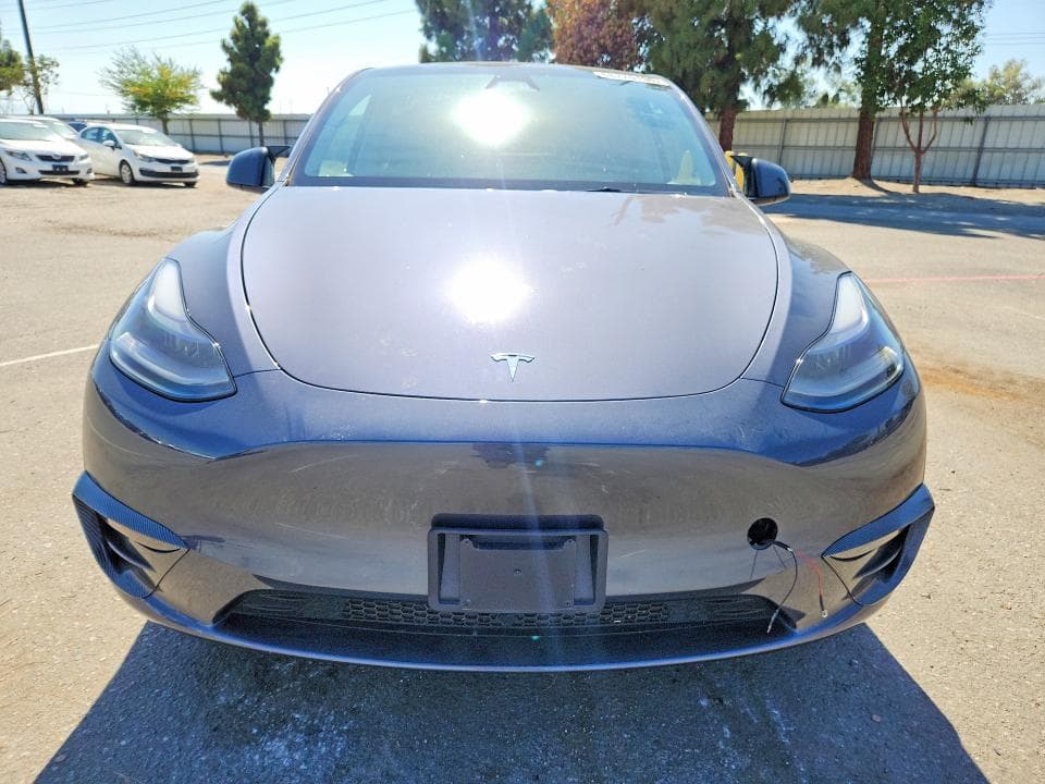 2023 TESLA MODEL Y 5