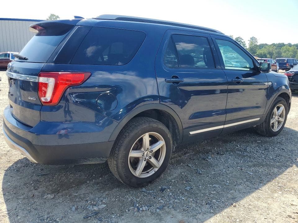 2017 FORD EXPLORER XLT 3