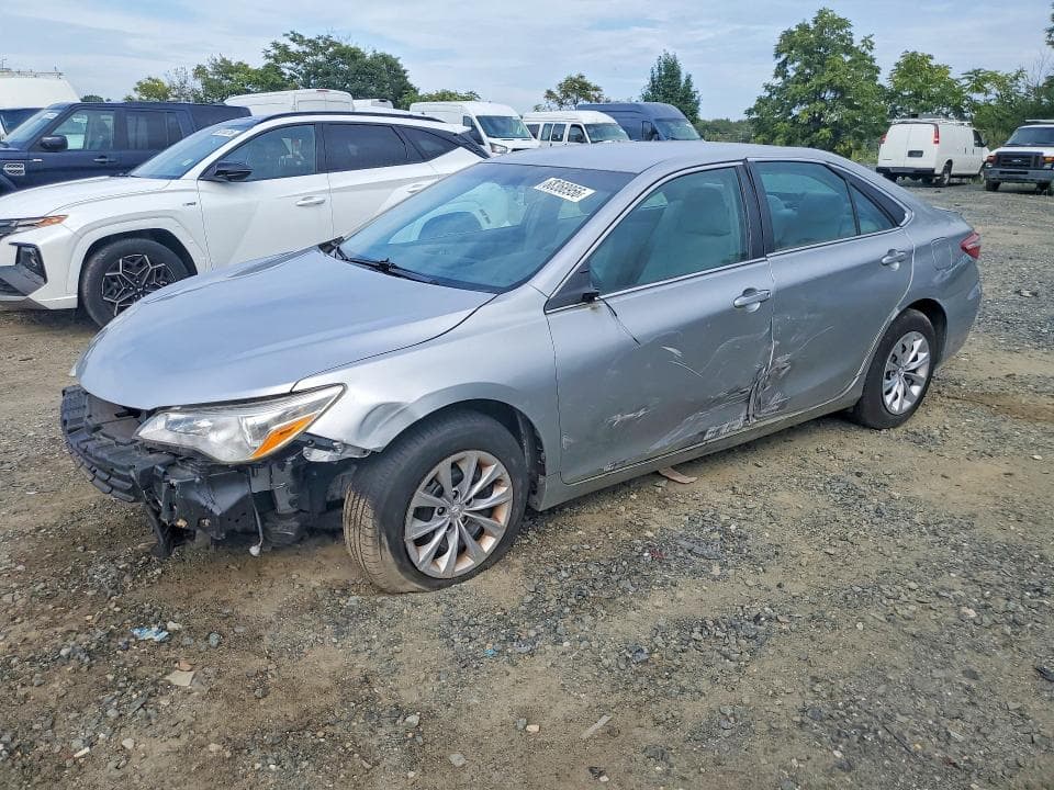 2017 TOYOTA CAMRY LE - 1