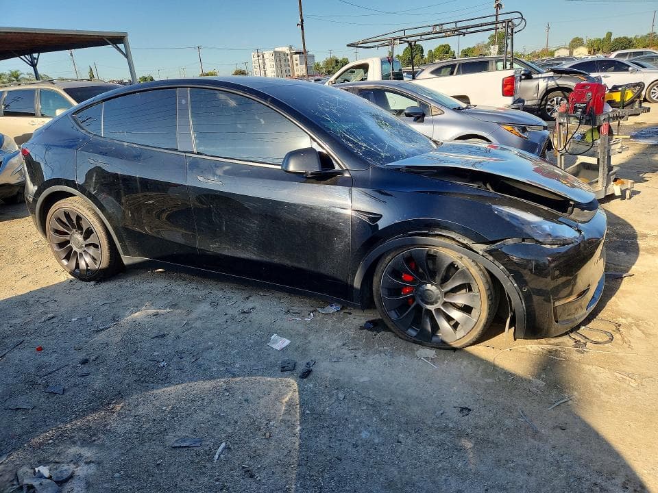 2022 TESLA MODEL Y 4