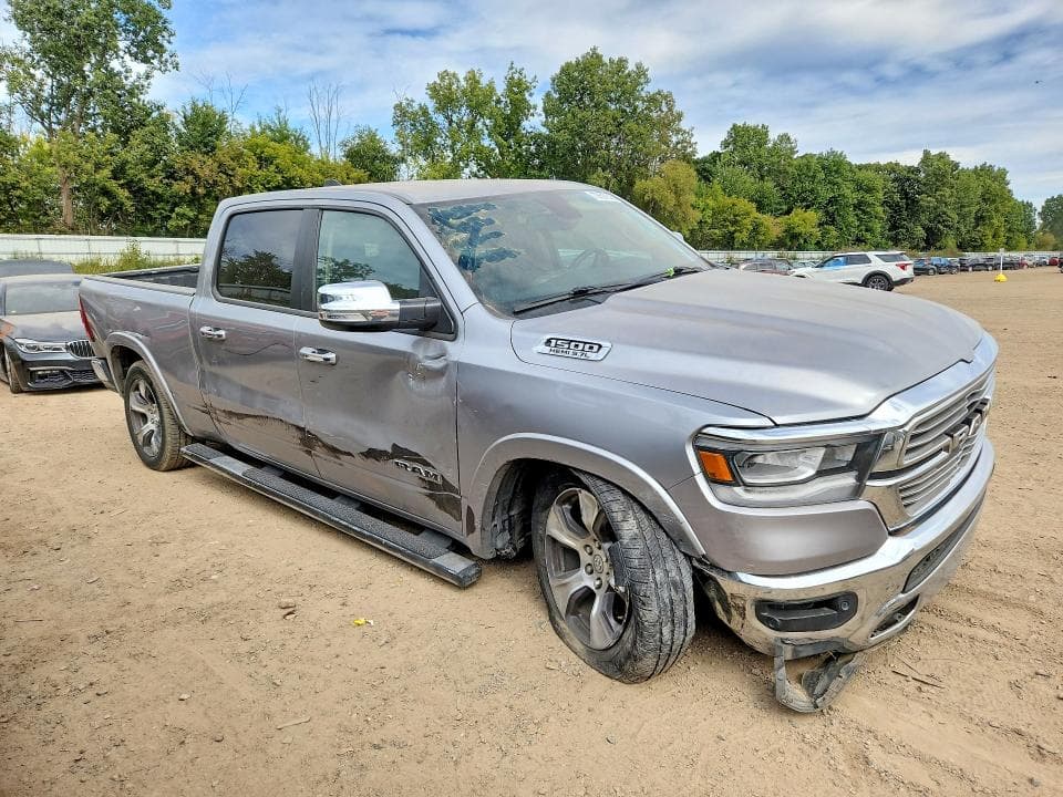 2020 RAM 1500 LARAMIE 4