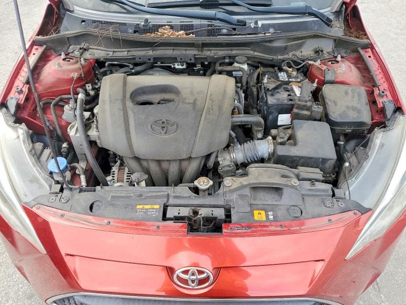 2019 TOYOTA YARIS LE 11
