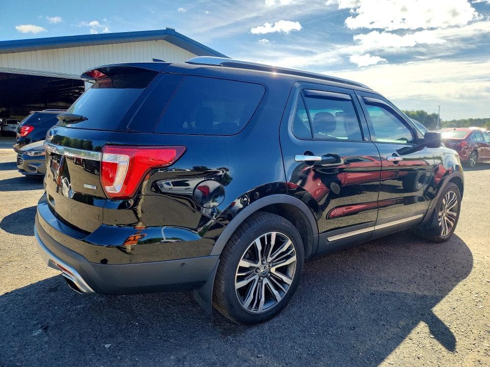 2017 FORD EXPLORER PLATINUM 3