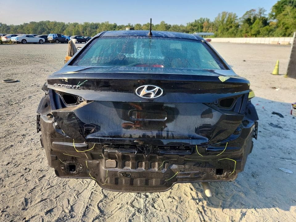 2021 HYUNDAI ACCENT SE 6