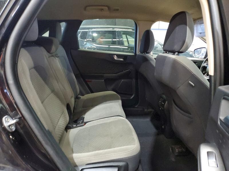 2020 FORD ESCAPE SE 11