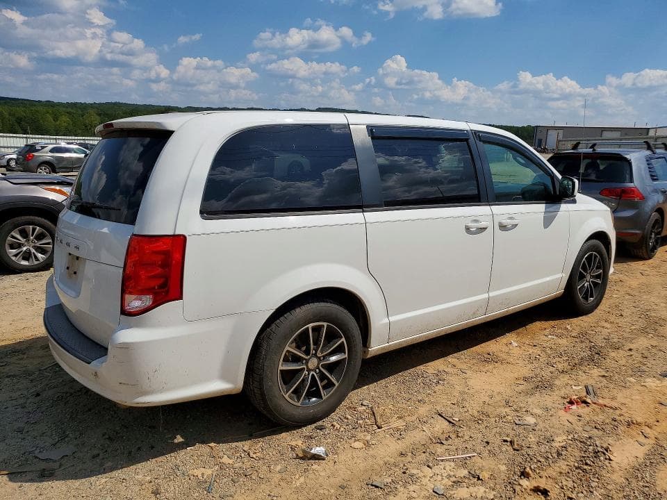 2018 DODGE GRAND CARAVAN SE 3