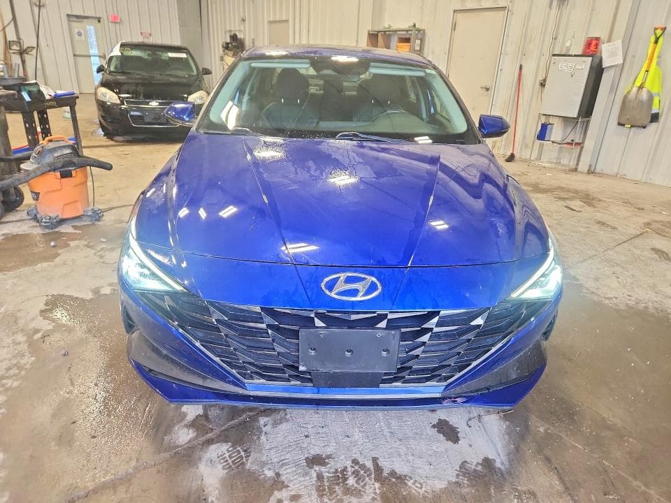 2021 HYUNDAI ELANTRA LIMITED 5