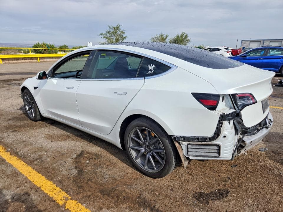 2020 TESLA MODEL 3 2