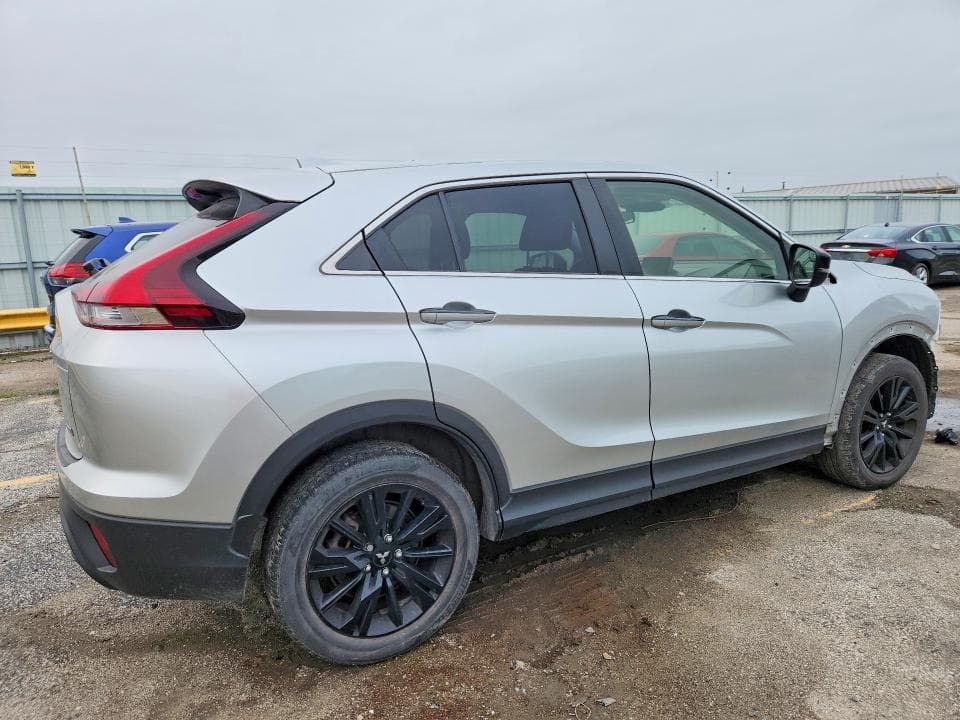 2023 MITSUBISHI ECLIPSE CROSS LE 3