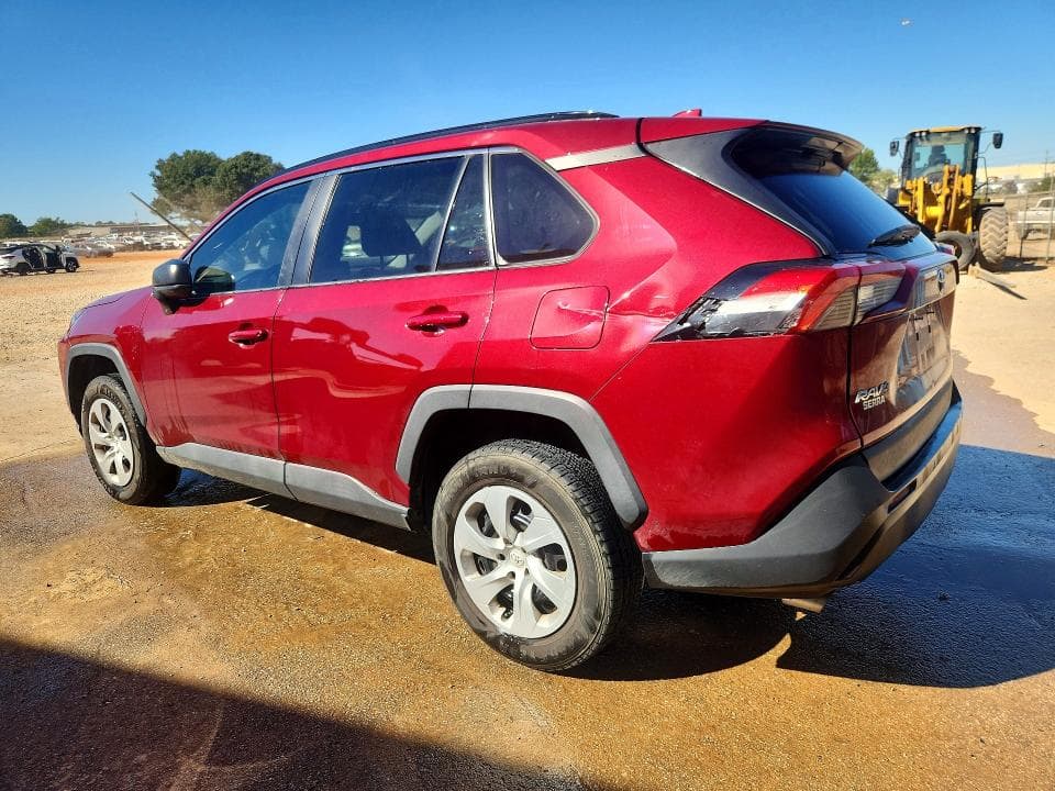 2019 TOYOTA RAV4 LE 2