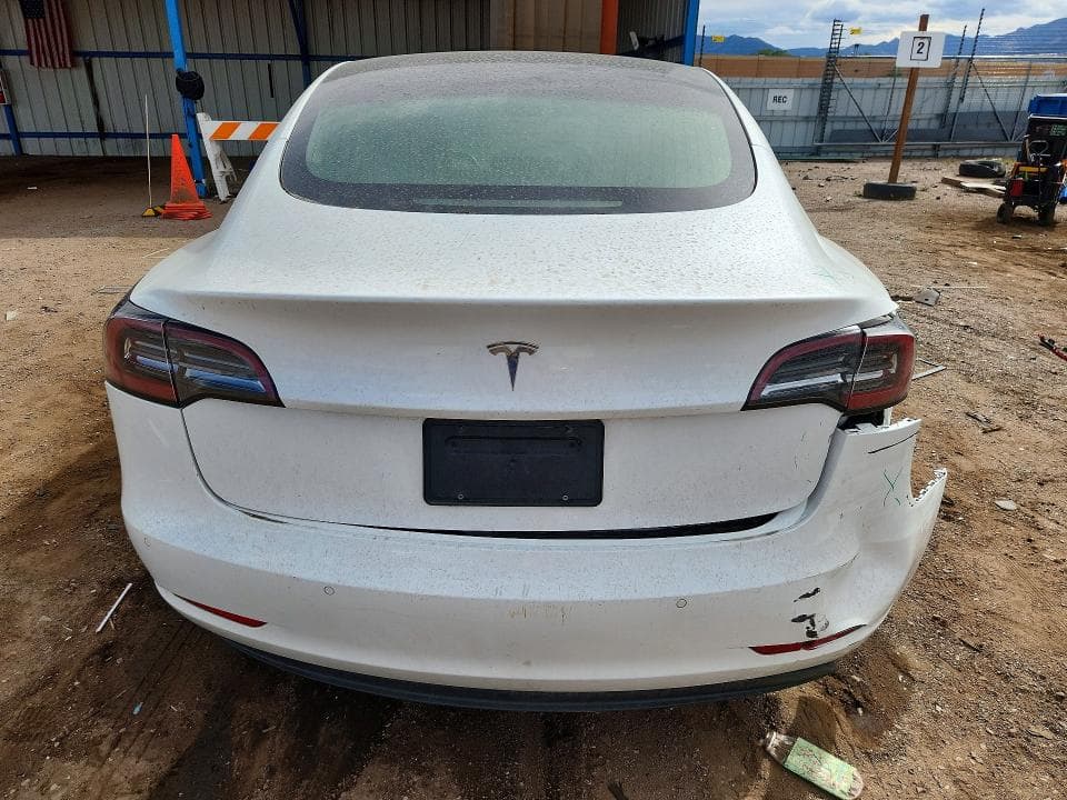 2019 TESLA MODEL 3 6