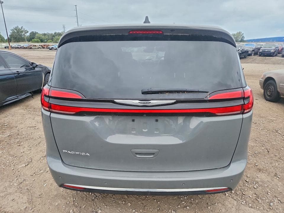 2025 CHRYSLER PACIFICA SELECT 6