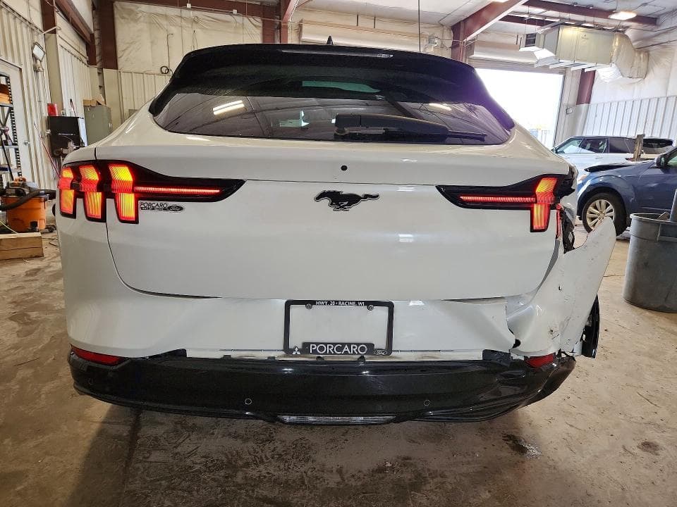2021 FORD MUSTANG MACH-E PREMIUM 6