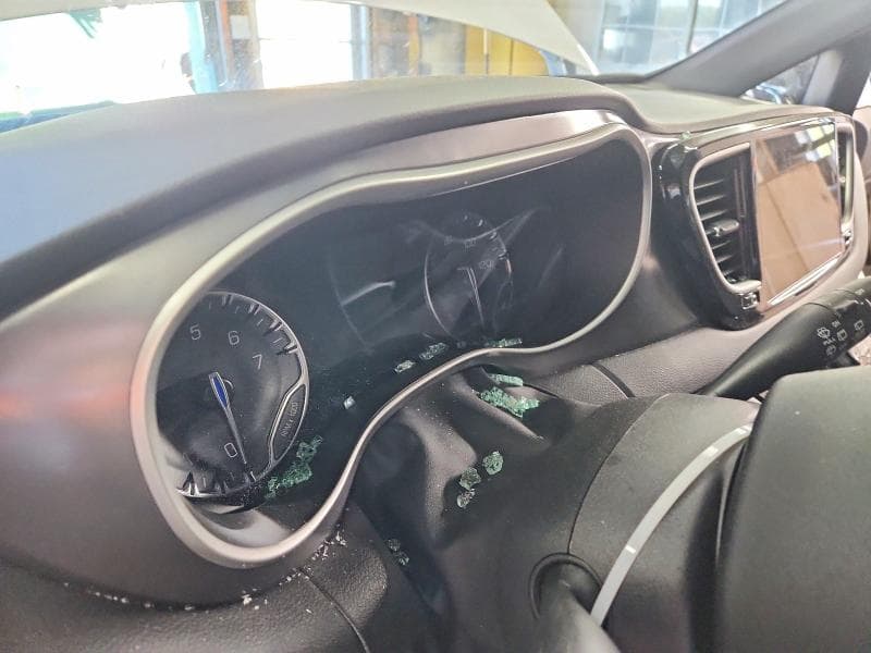 2026 CHRYSLER PACIFICA SELECT 9