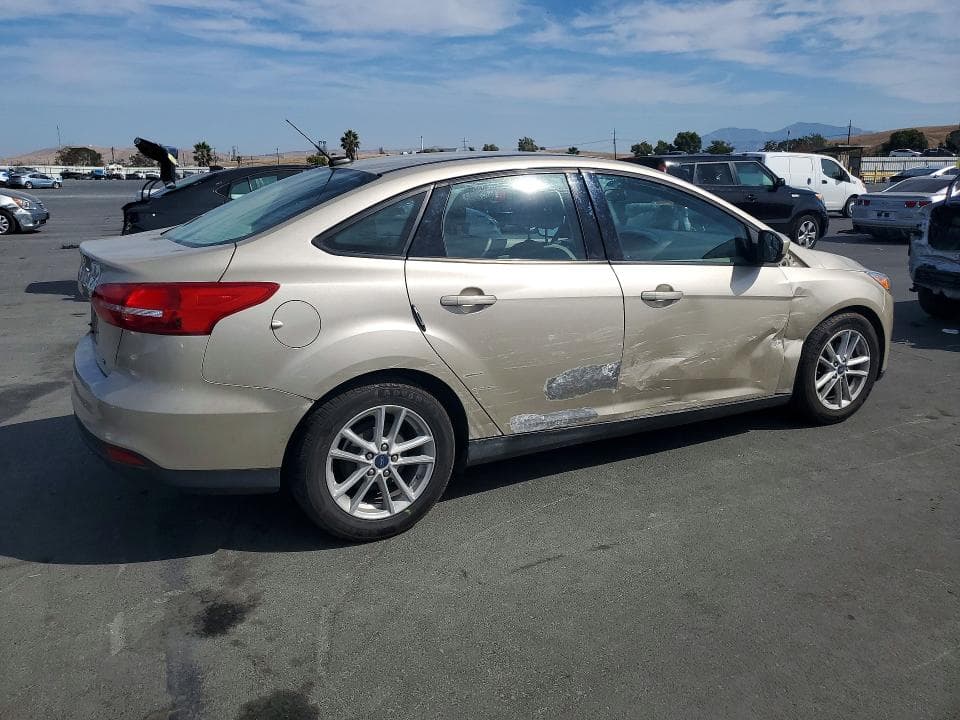 2018 FORD FOCUS SE 3