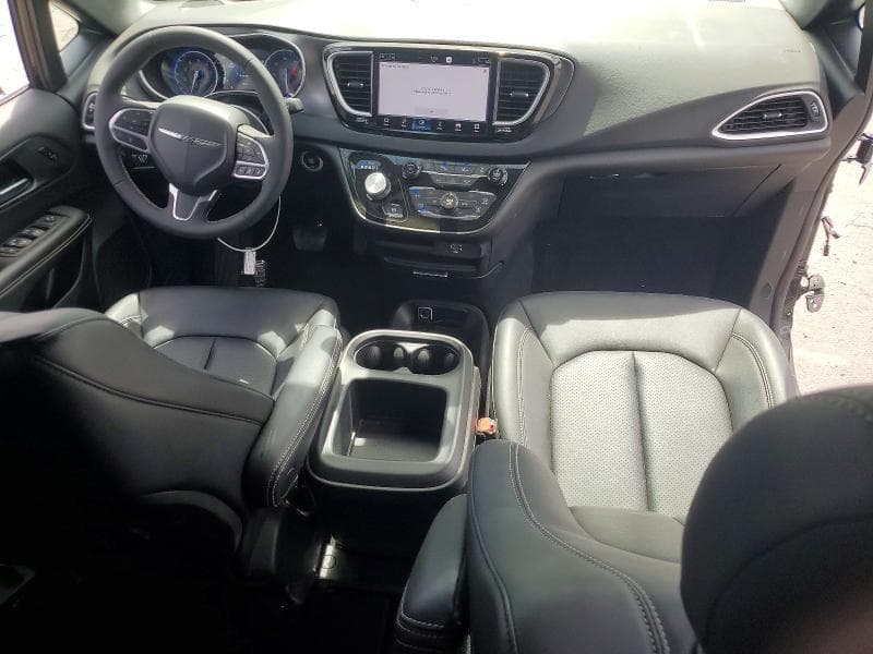 2026 CHRYSLER PACIFICA SELECT 8